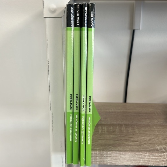 Eureka math kindergarten workbooks level 1-6 Spanish version never used - Picture 5 of 5